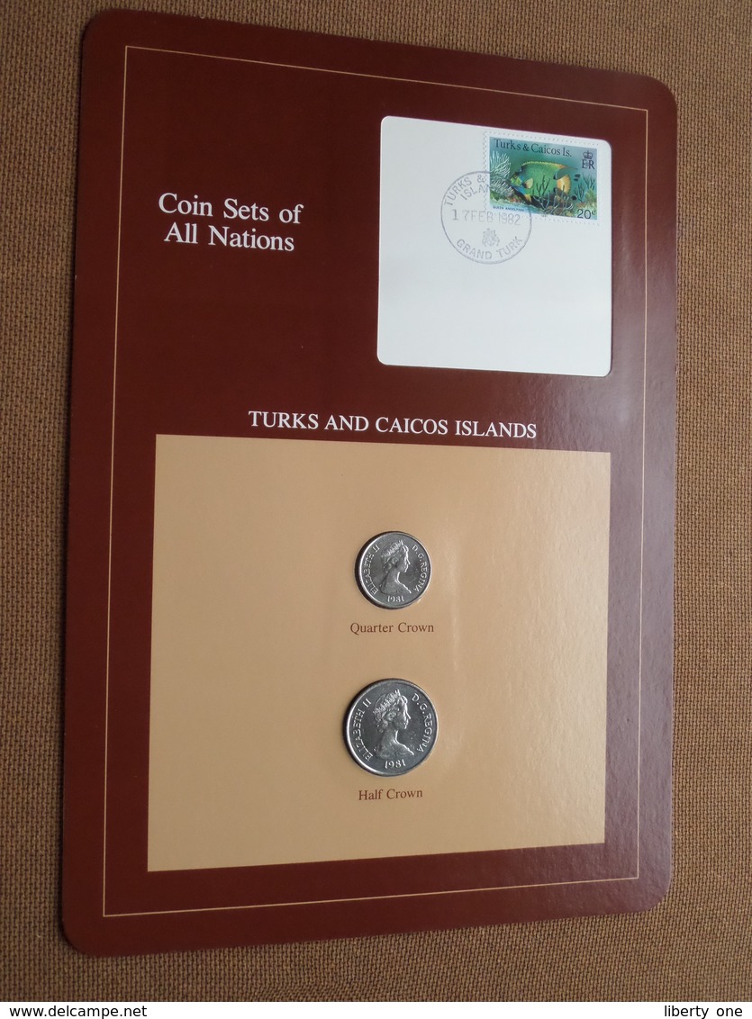 TURKS AND CAICOS ISLANDS ( From The Serie Coin Sets Of All Nations ) Card 20,5 X 29,5 Cm. ) + Stamp '82 ! - Turks & Caicos (Îles)