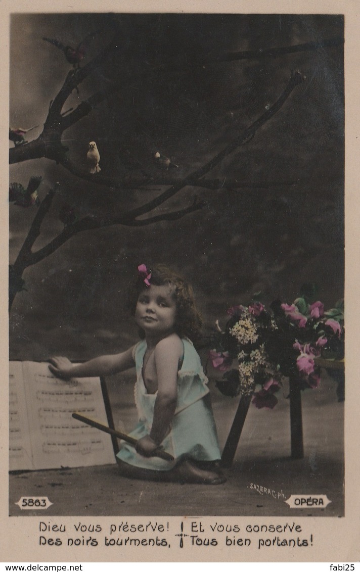 ENFANT PETITE FILLE  CHEVEUX BOUCLEES COIFFEES EDIT SAZERAC - Portraits