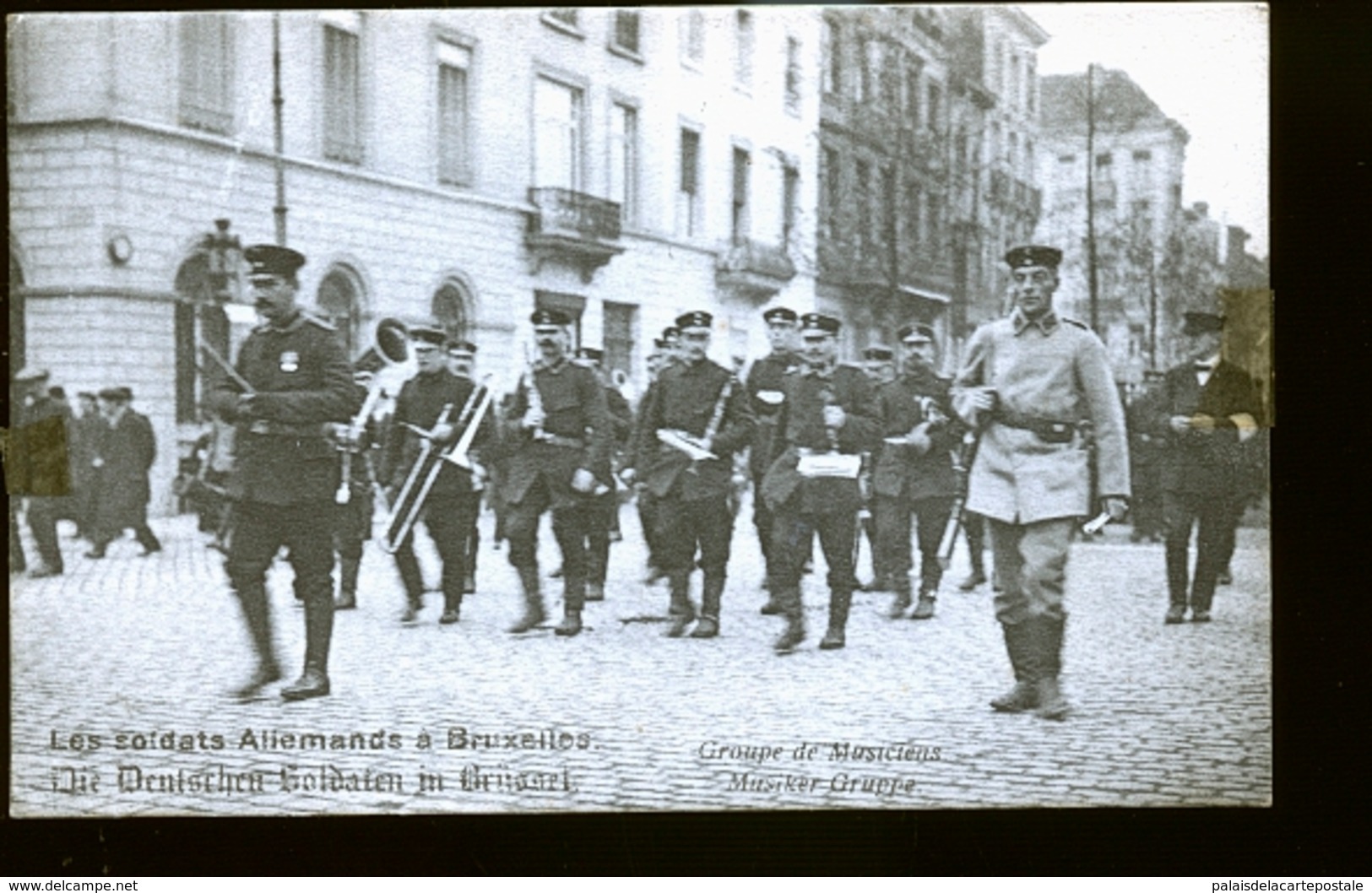 BRUXELLES     SOLDATS ALLEMANDS               ( Pas De Virement De Banque ) - Autres & Non Classés