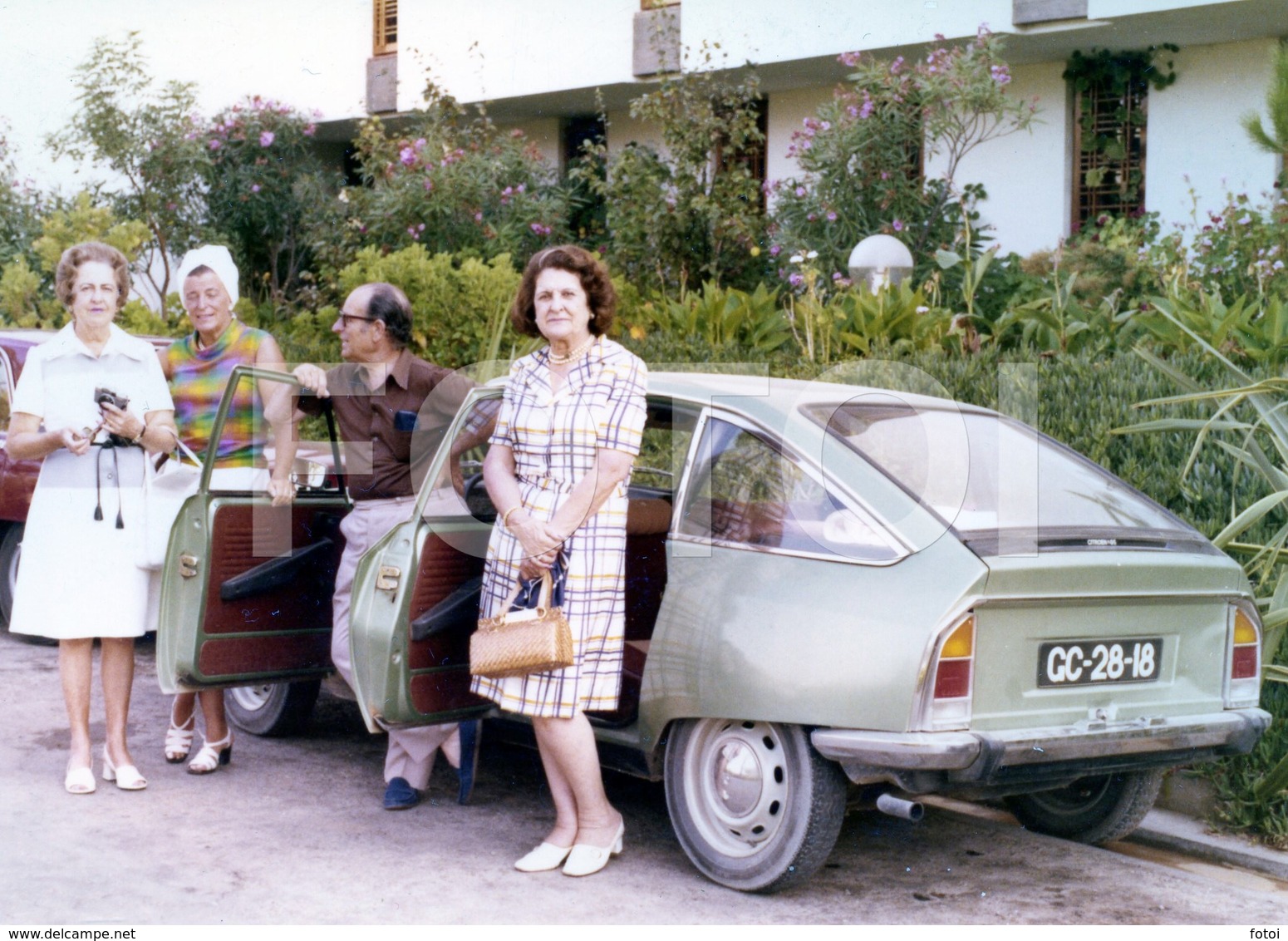 1973 REAL PHOTO FOTO AMATEUR CAR VOITURE CITROEN GS ALGARVE PORTUGAL - Luoghi