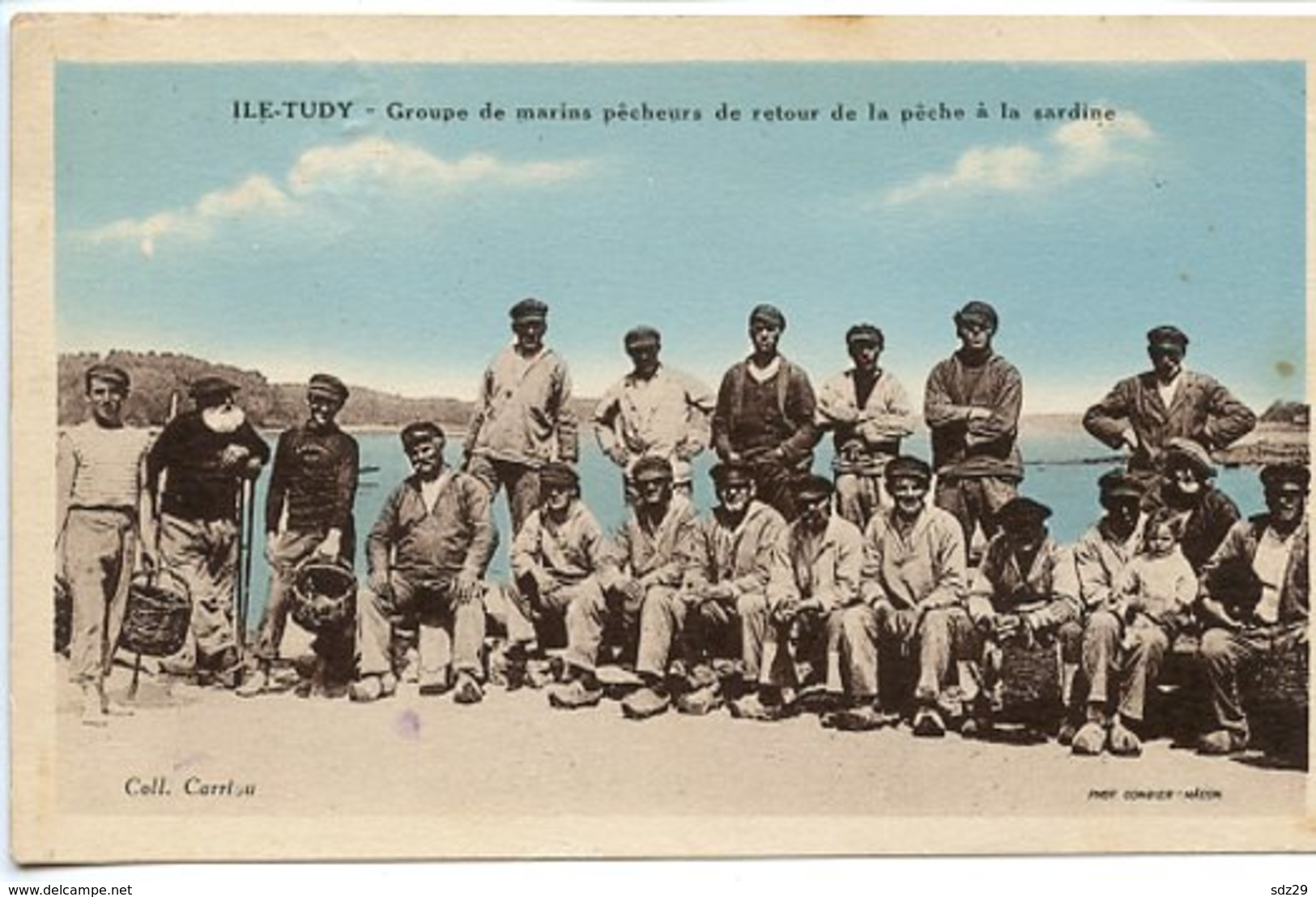 Ile Tudy -  Groupe De Marins Pêcheurs De Retour De La Pêche à La Sardine - Ile Tudy