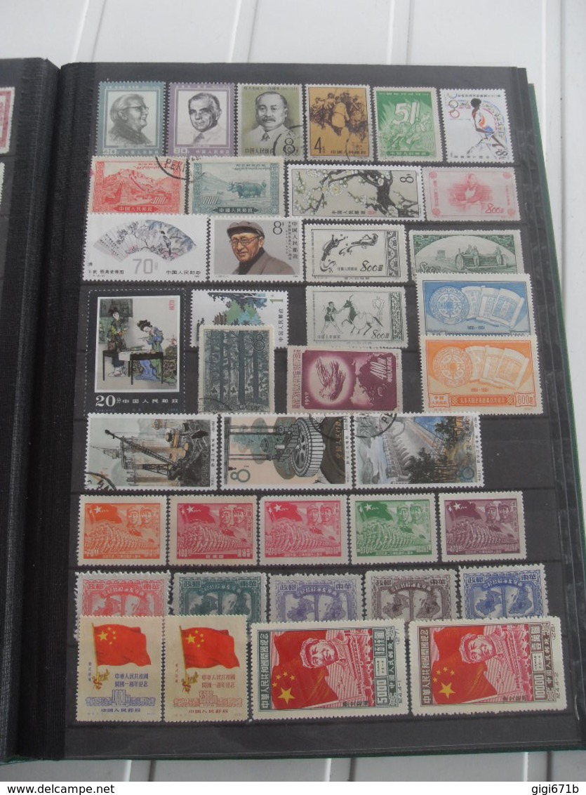 Collection De 25000 Timbres - Collections (en Albums)