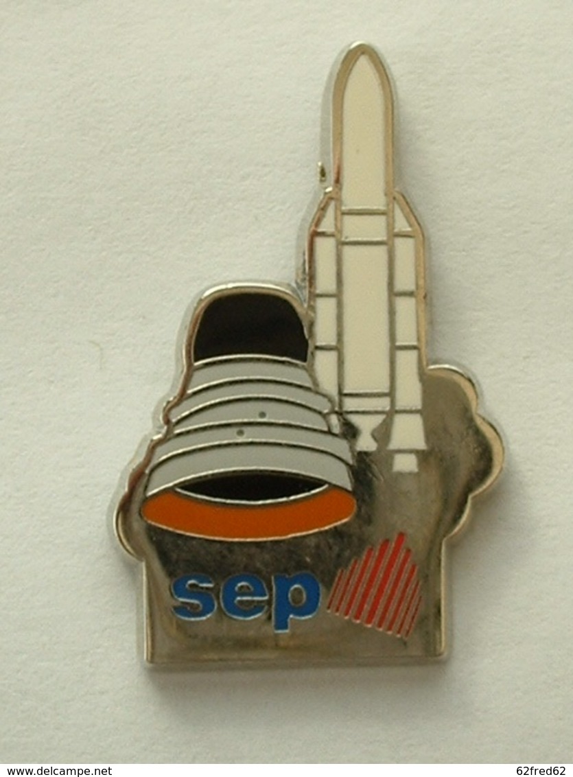 PIN'S SEP - FUSEE - Espace