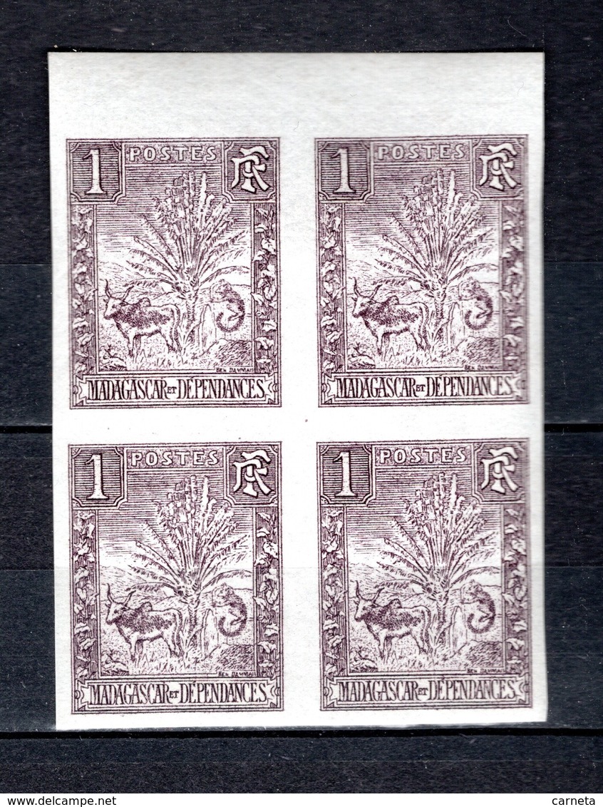 MADAGASCAR N° 63b BLOC DE QUATRE  NEUF SANS CHARNIERE COTE 108.00€  TYPE ZEBU - Unused Stamps