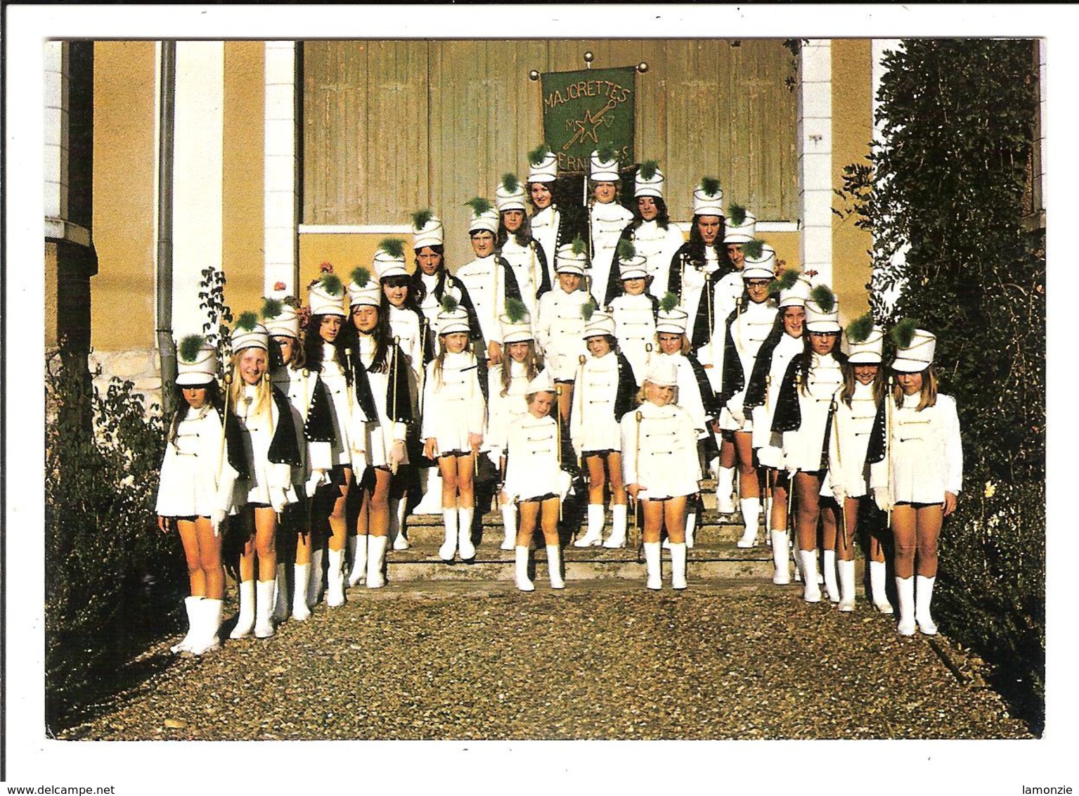 VERGT. Cpsm.    - Les Majorettes De Vergt En 1972 (scans Recto-verso) - Autres & Non Classés