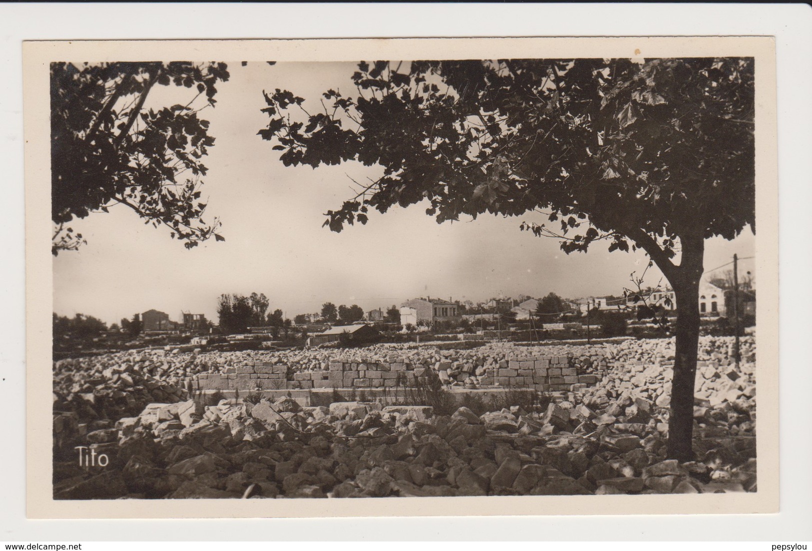 ROYAN  Le Paradou  Vue Sur Vallières Et 4 Autres Cartes. Edition TITO - Royan