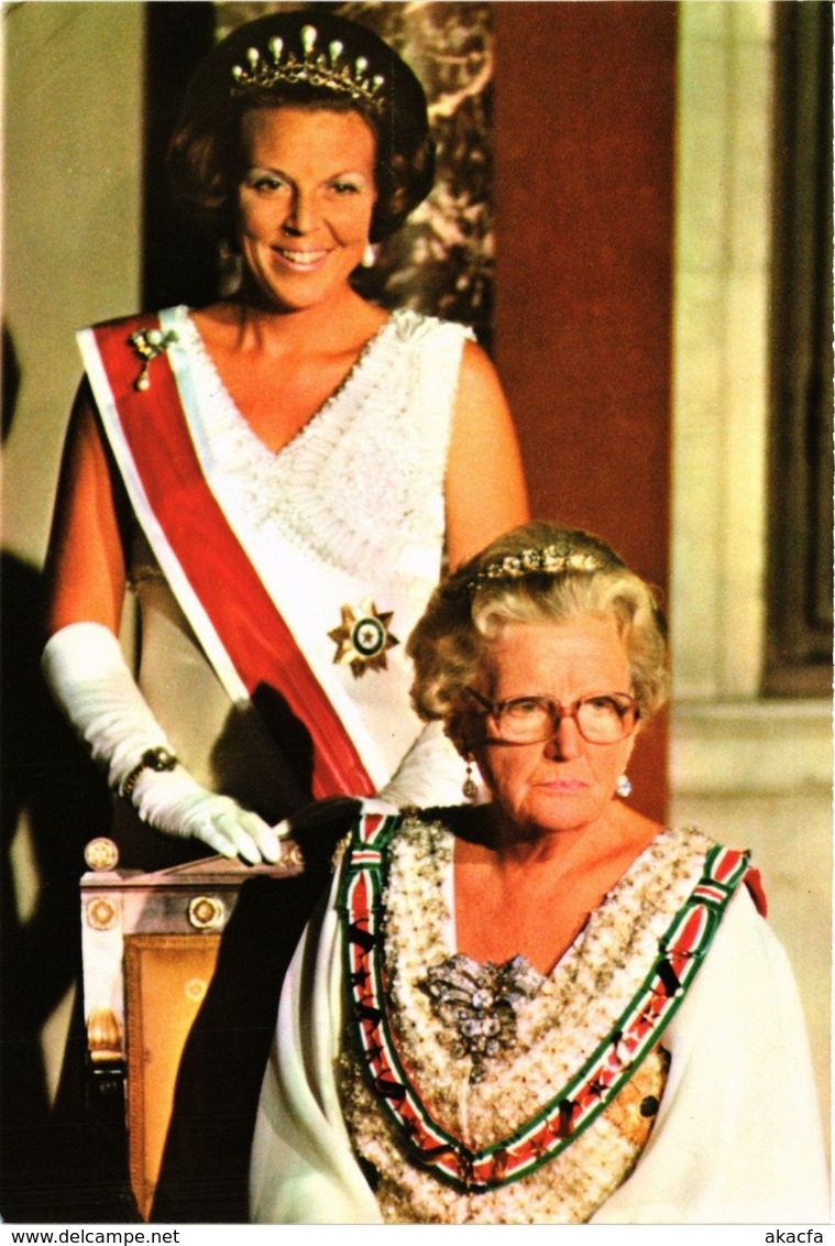 CPM HM Koningin Juliana En HKH Prinses Beatrix DUTCH ROYALTY (815191) - Familles Royales