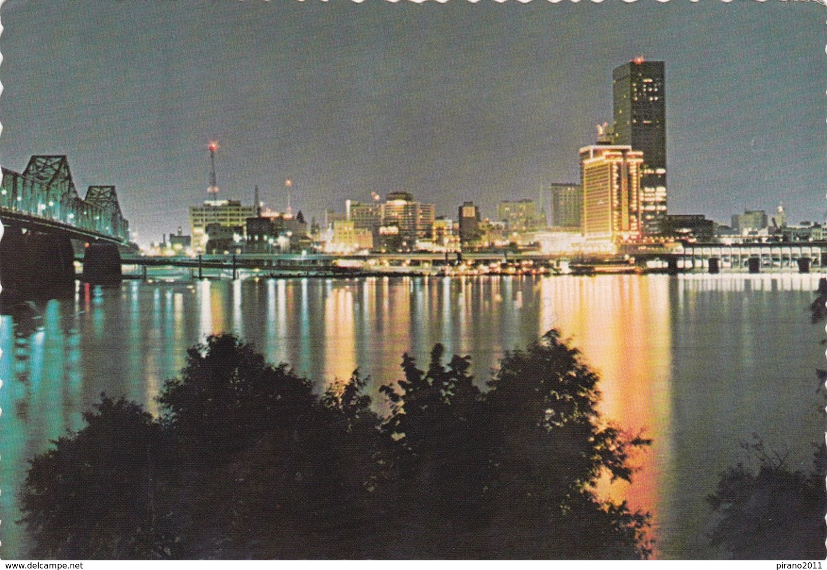 Louisville, Kentucky, Night View - Louisville