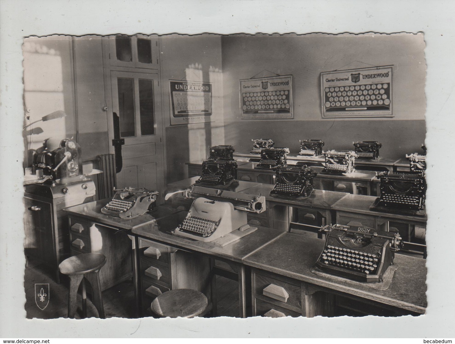 Ecole Technique Du Pensionnat Saint Gilles Moulins Salle De Dactylo - Moulins