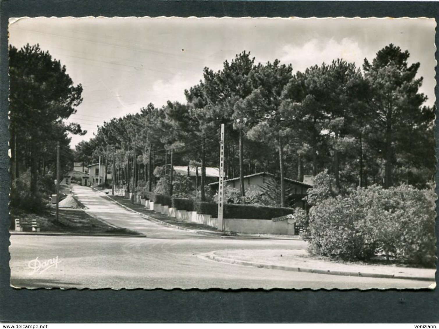 CPSM Format CPA - ARCACHON - LES ABATILLES - Un Quartier De La S.I.C.A. - Arcachon