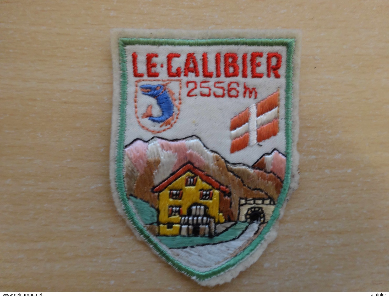 Ecusson Brodé France LE GALIBIER (vintage Années 70) (Embroidered Patch) (Port Gratuit -shipping Free !!!) - Stoffabzeichen