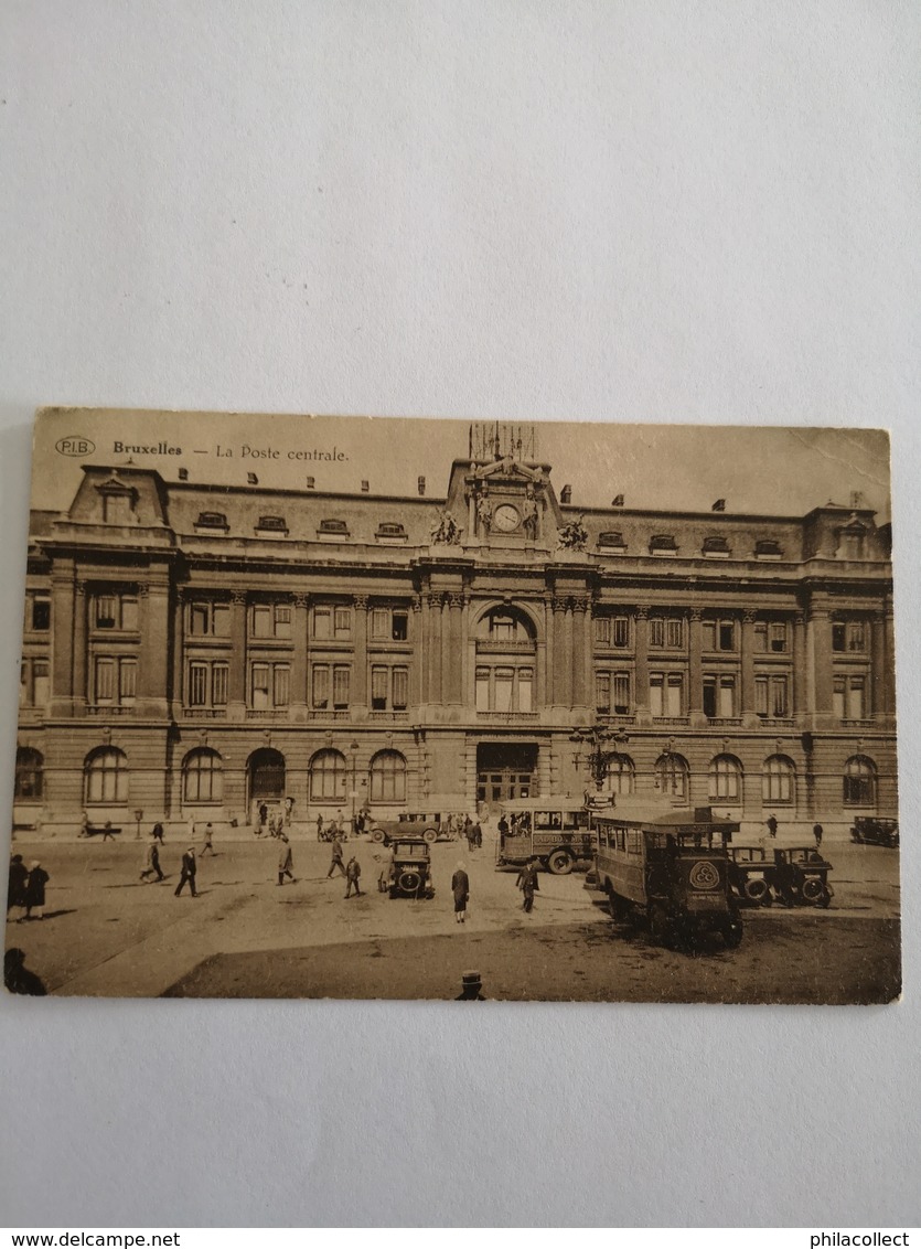 Bruxelles // Poste Centrale Avec Tres Belle Autobus 19?? Ed. P. I. B. - Vervoer (openbaar)