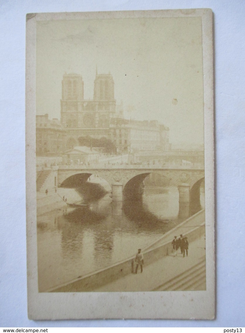 PARIS - Photographie Ancienne CDV Albumen - Notre-Dame Vue Du Quai Saint-Augustin - BE - Antiche (ante 1900)