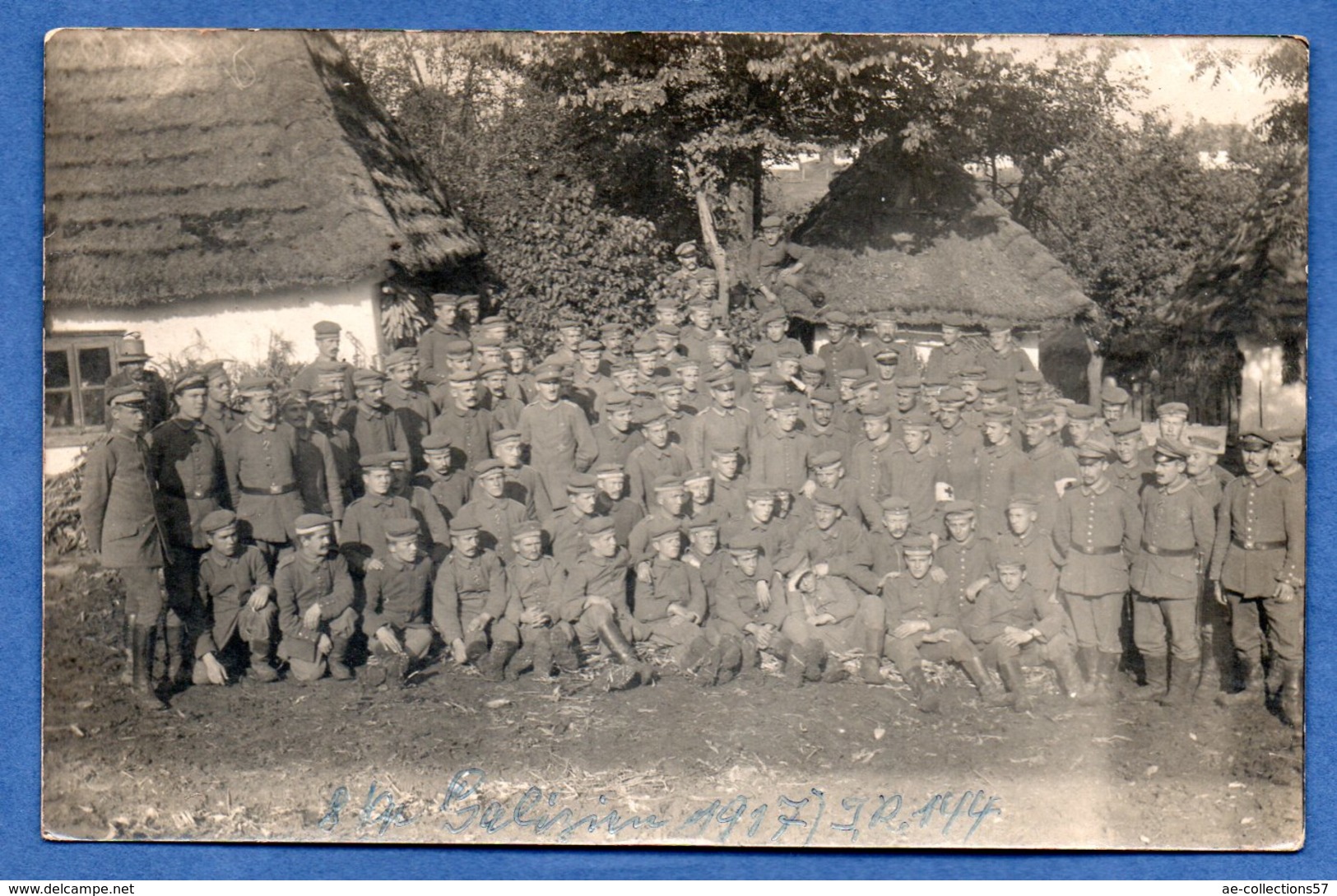 Carte Photo   -  Groupe De Soldats Allemands - Front De L Est - Guerra 1914-18