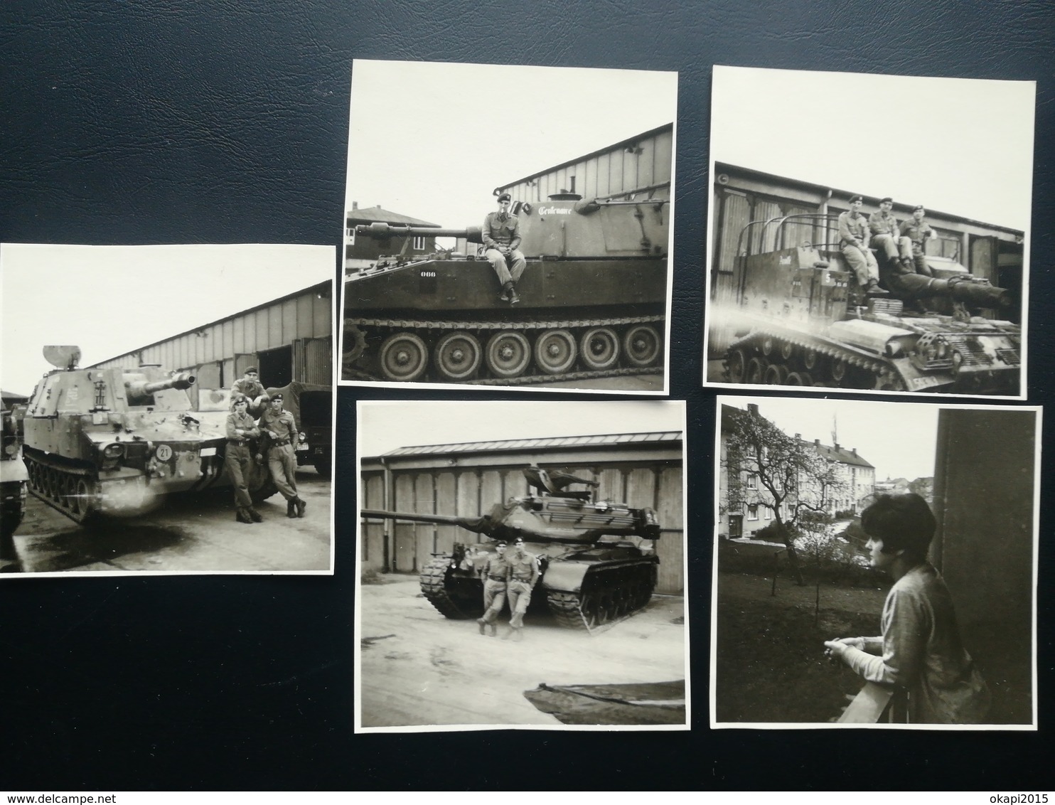 CHAR MILITAIRE  sur UNE photo septembre 1944 +  26 PHOTOS   1930 à 1960 + 1 CARTE POSTALE + 1 NÉGATIF DE PHOTO D UN CHAR