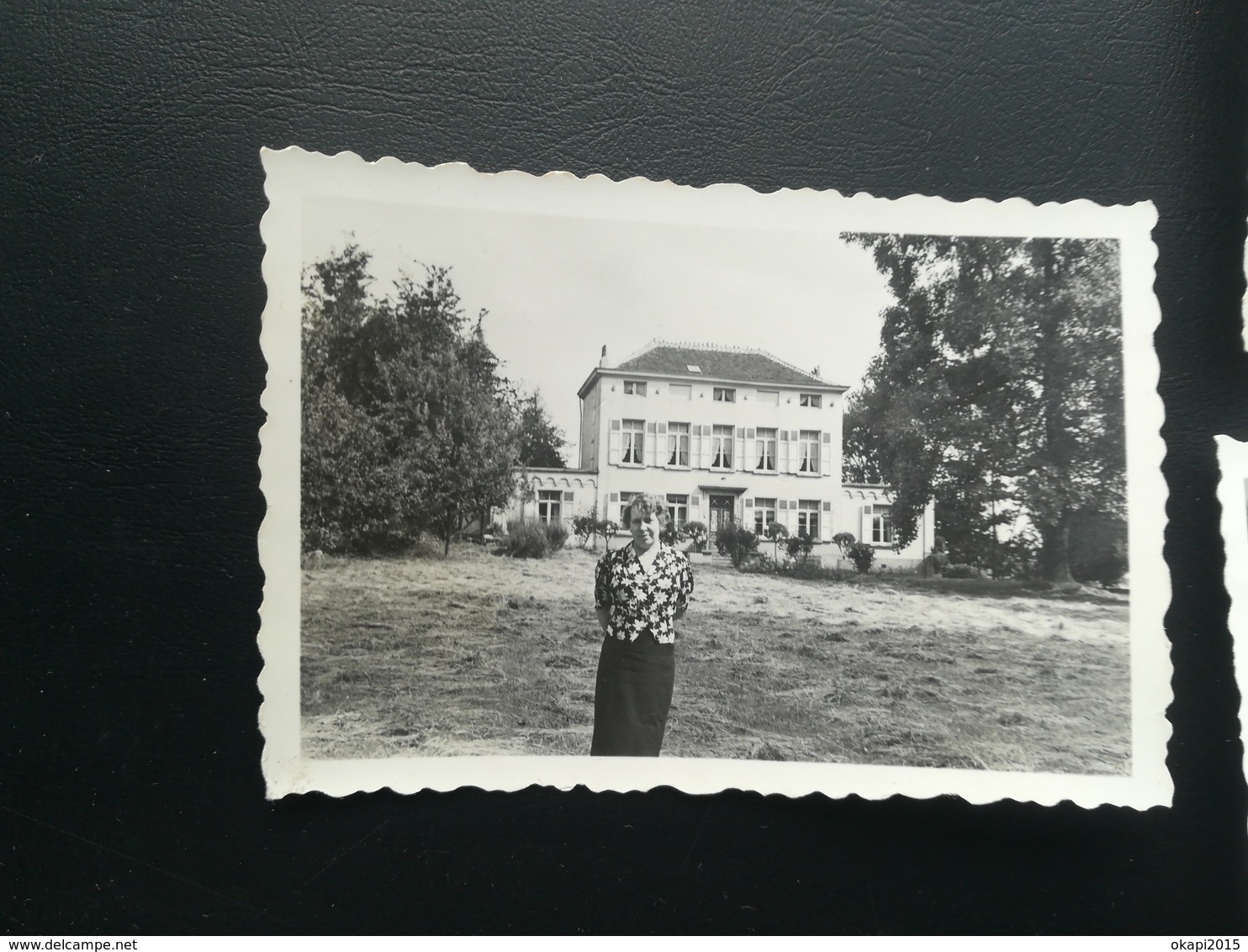 CHAR MILITAIRE  sur UNE photo septembre 1944 +  26 PHOTOS   1930 à 1960 + 1 CARTE POSTALE + 1 NÉGATIF DE PHOTO D UN CHAR