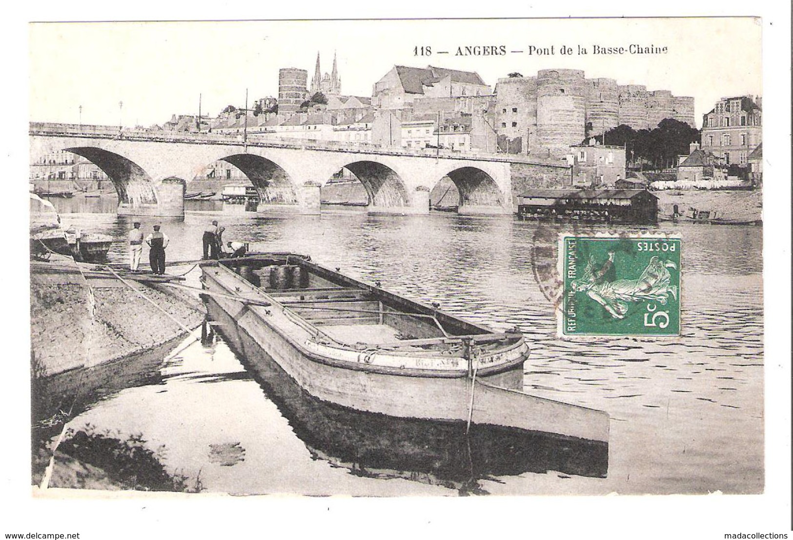 Péniche à Angers (49)  Pont De La Basse Chaine - Péniches