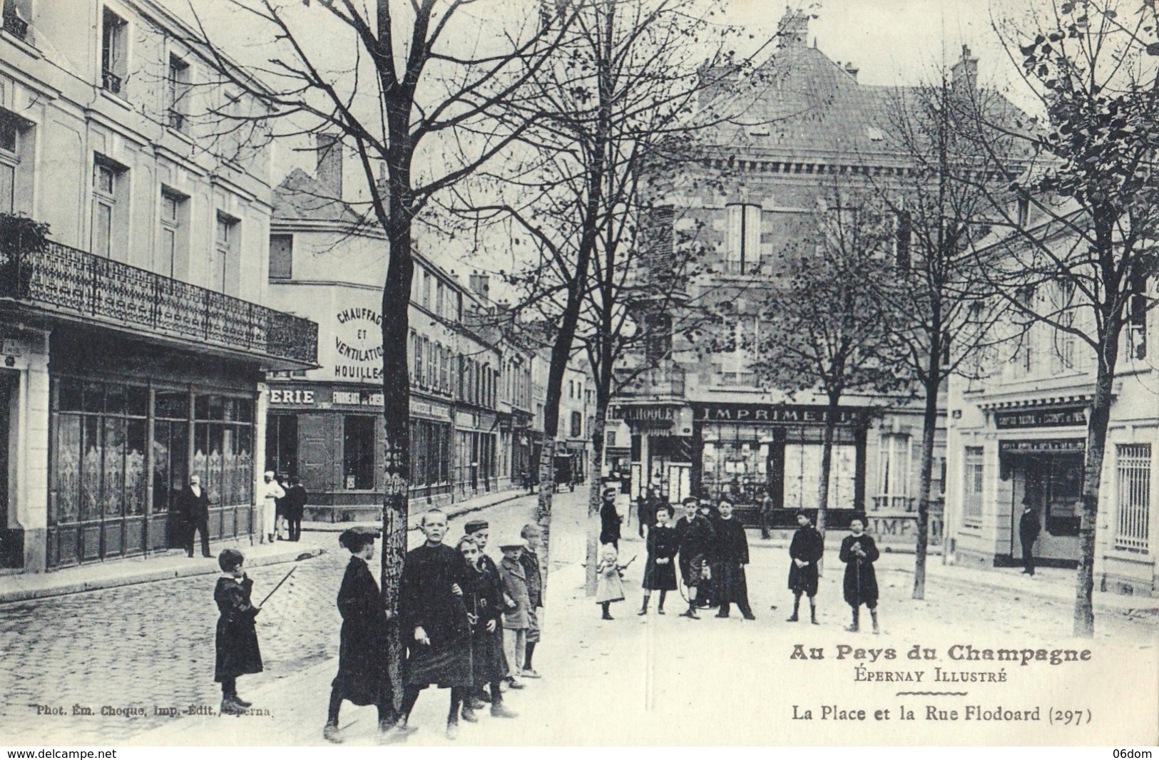 CPA 51 - EPERNAY - La Place Et La Rue Flodoard - Epernay