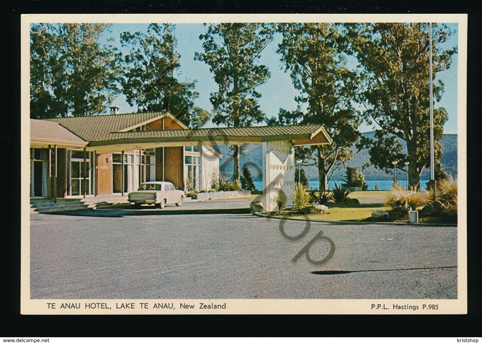 Te Anau Hotel - Lake Te Anau - New Zeeland [AA38 1.227 - Nouvelle-Zélande