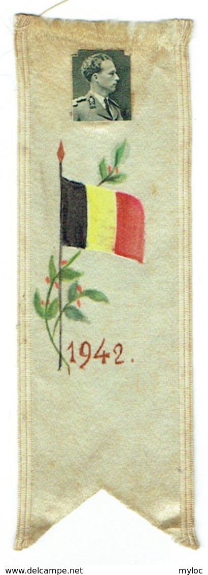 Signet Fait Main En Soie, Roi Léopold II Et Drapeau Belge, 1942. - Marque-Pages