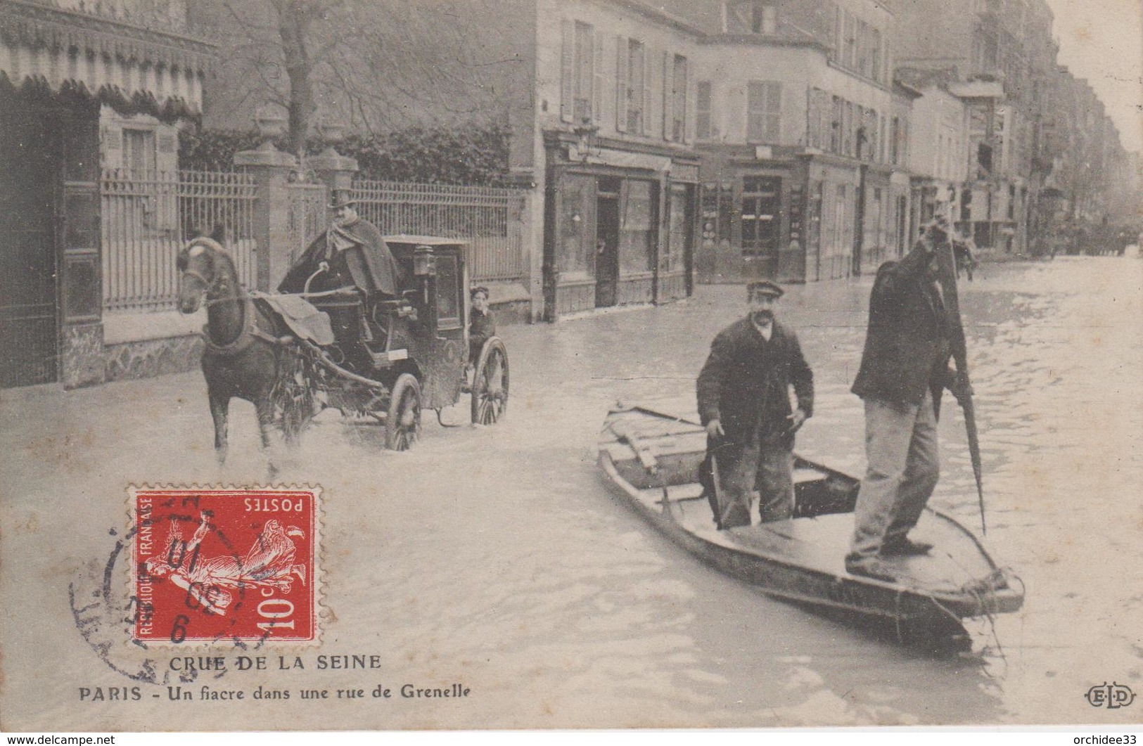 CPA Paris - Crue De La Seine - Un Fiacre Dans Une Rue De Grenelle (très Belle Animation) - Inondations De 1910