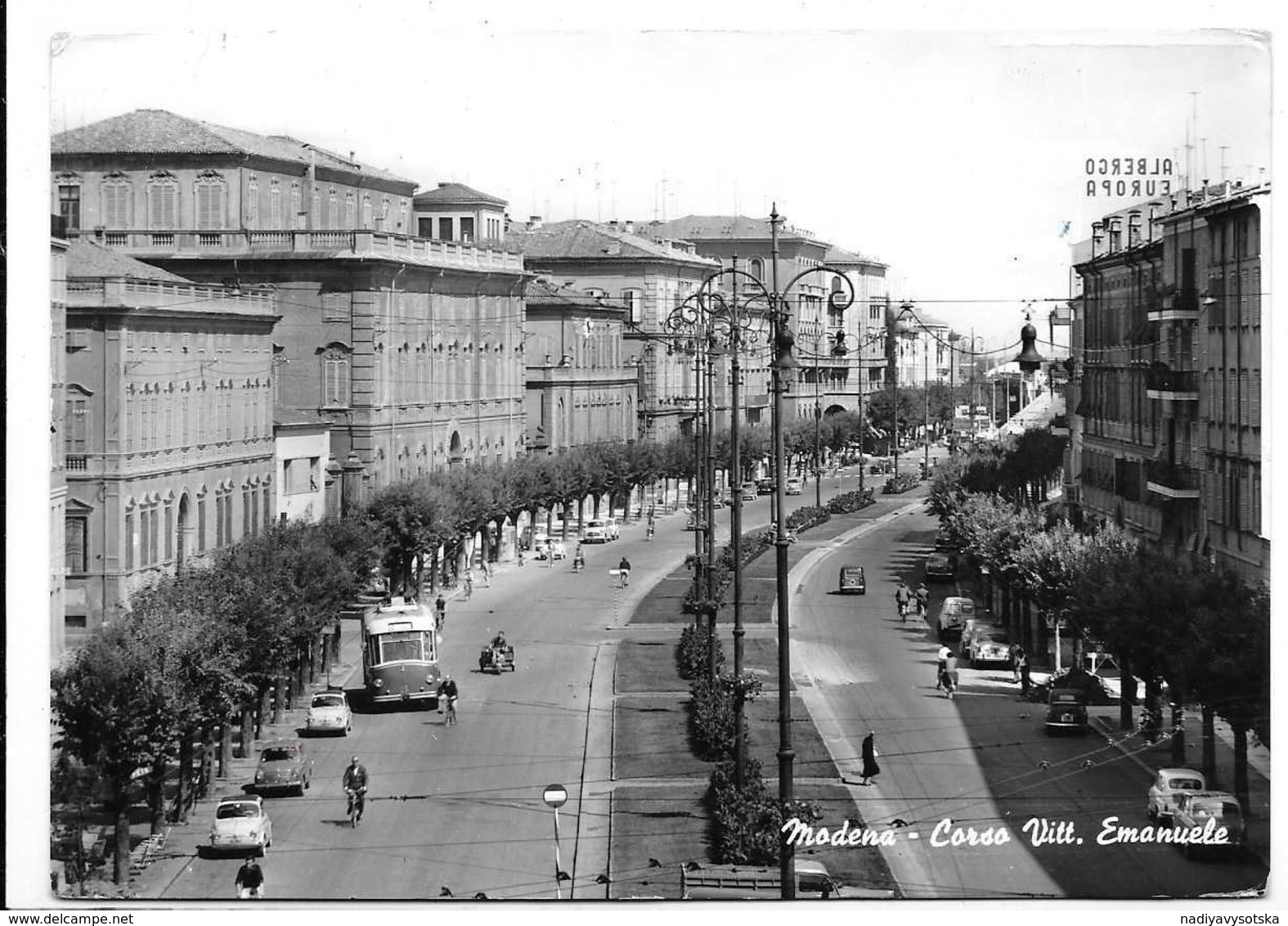 Modena. Corso Vittorio Emanuele. Filobus. - Modena