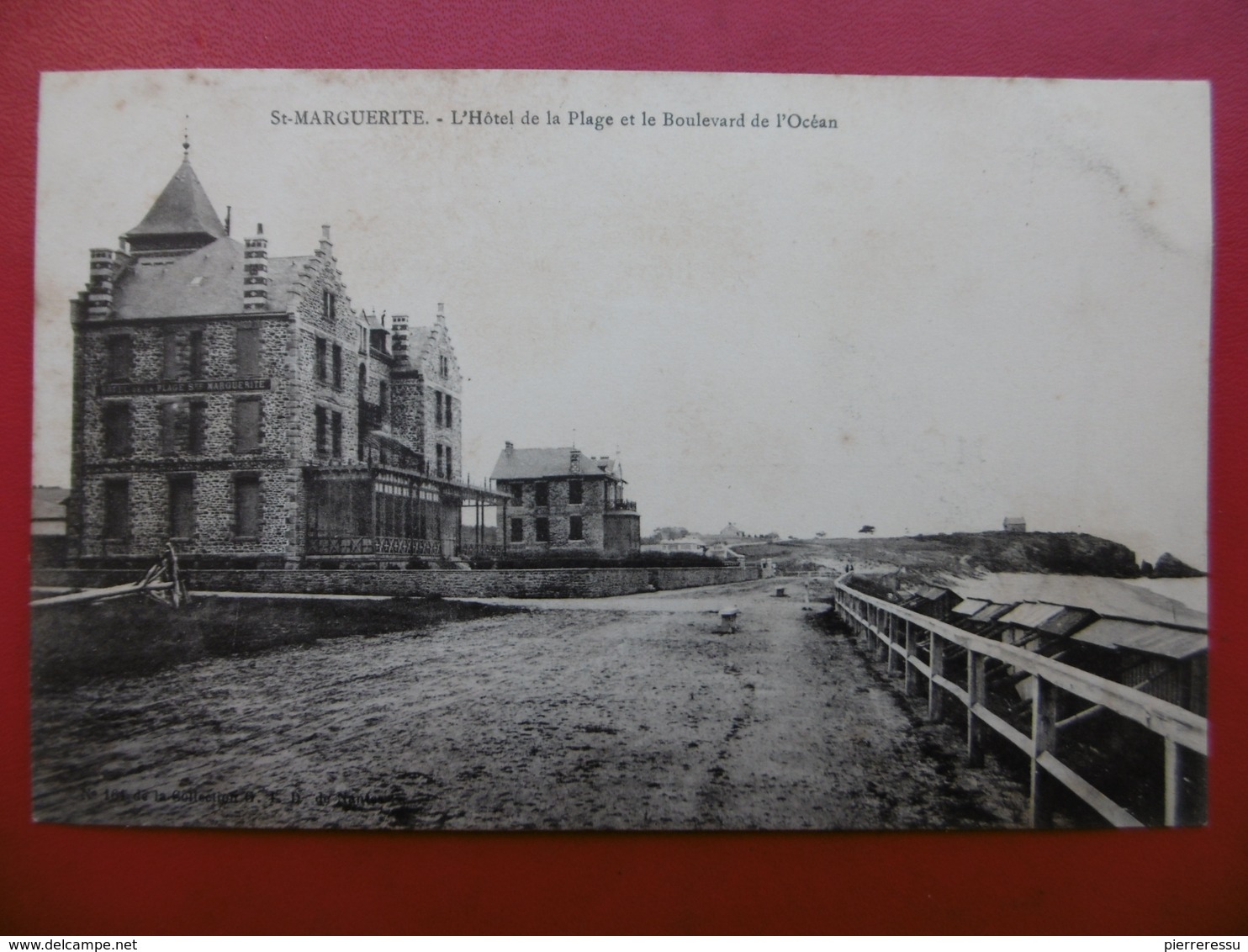 PORNICHET STE MARGUERITE L HOTEL DE LA PLAGE ET LE BOULEVARD DE L OCEAN - Pornichet