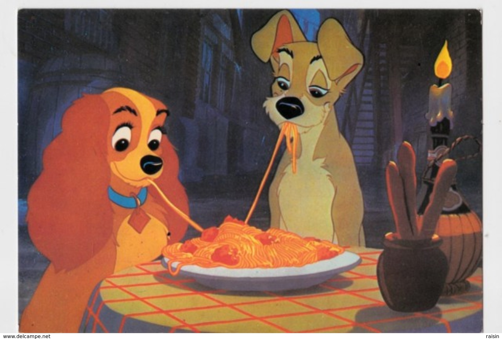 Walt Disney  "Belle Et Le Clochard "  Dégustant Des "spaguettis..."  N°7 TBE - Autres & Non Classés