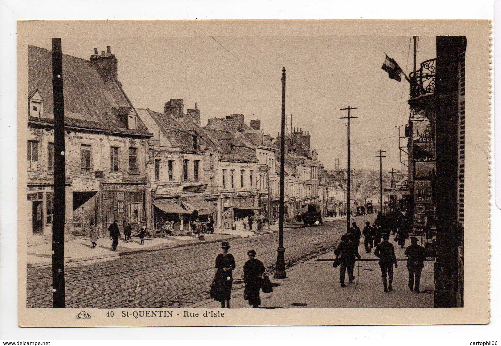 - CPA SAINT-QUENTIN (02) - Rue D'Isle (avec Personnages) - Photo CAP N° 40 - - Saint Quentin