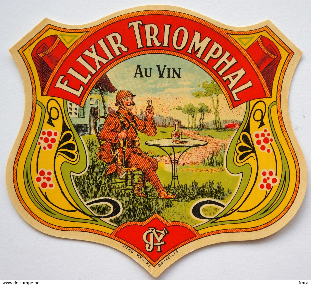 ELIXIR TRIOMPHAL Au VIN  - étiquette Ancienne De Liqueur / Soldat Militaire 13 X 11,5 Cm /label Alcool /A7 - Autres & Non Classés