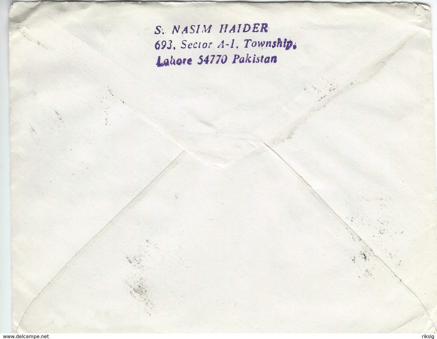 Pakistan - Airmail Cover Sent To Denmark 1995  H-1554 - Pakistan