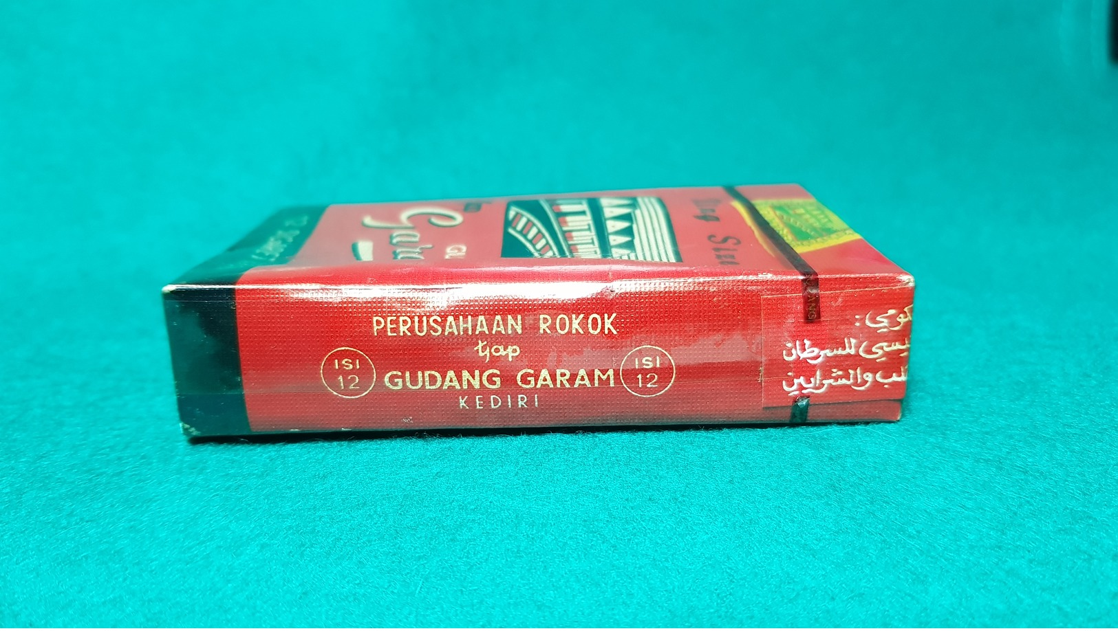 12 SIGARET KRETEK GUDANG GARAM INDONESIA - Cigarette Holders