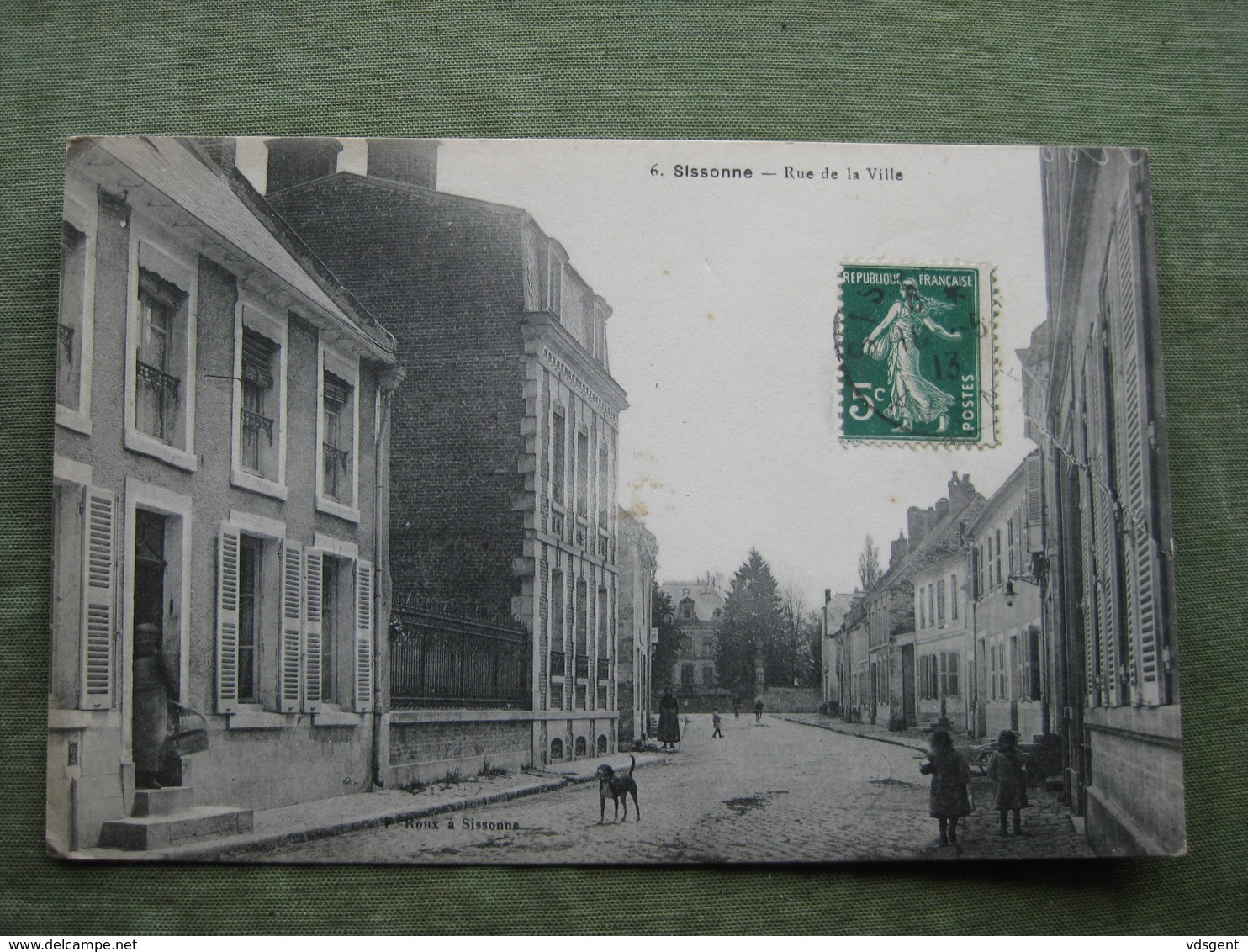 SISSONNE - RUE DE LA VILLE ( Scan Recto/verso ) - Sissonne