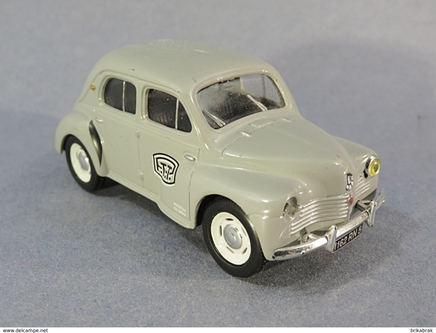 * VOITURE 4 CV RENAULT NOREV + Jouet Miniature Automobile Automobilia