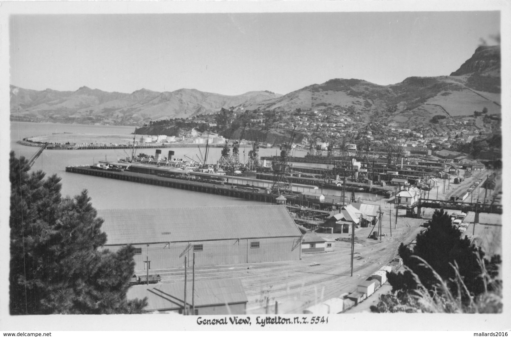 LYTTELTON, NEW ZEALAND - GENERAL VIEW ~ AN OLD REAL PHOTO POSTCARD #90836 - New Zealand