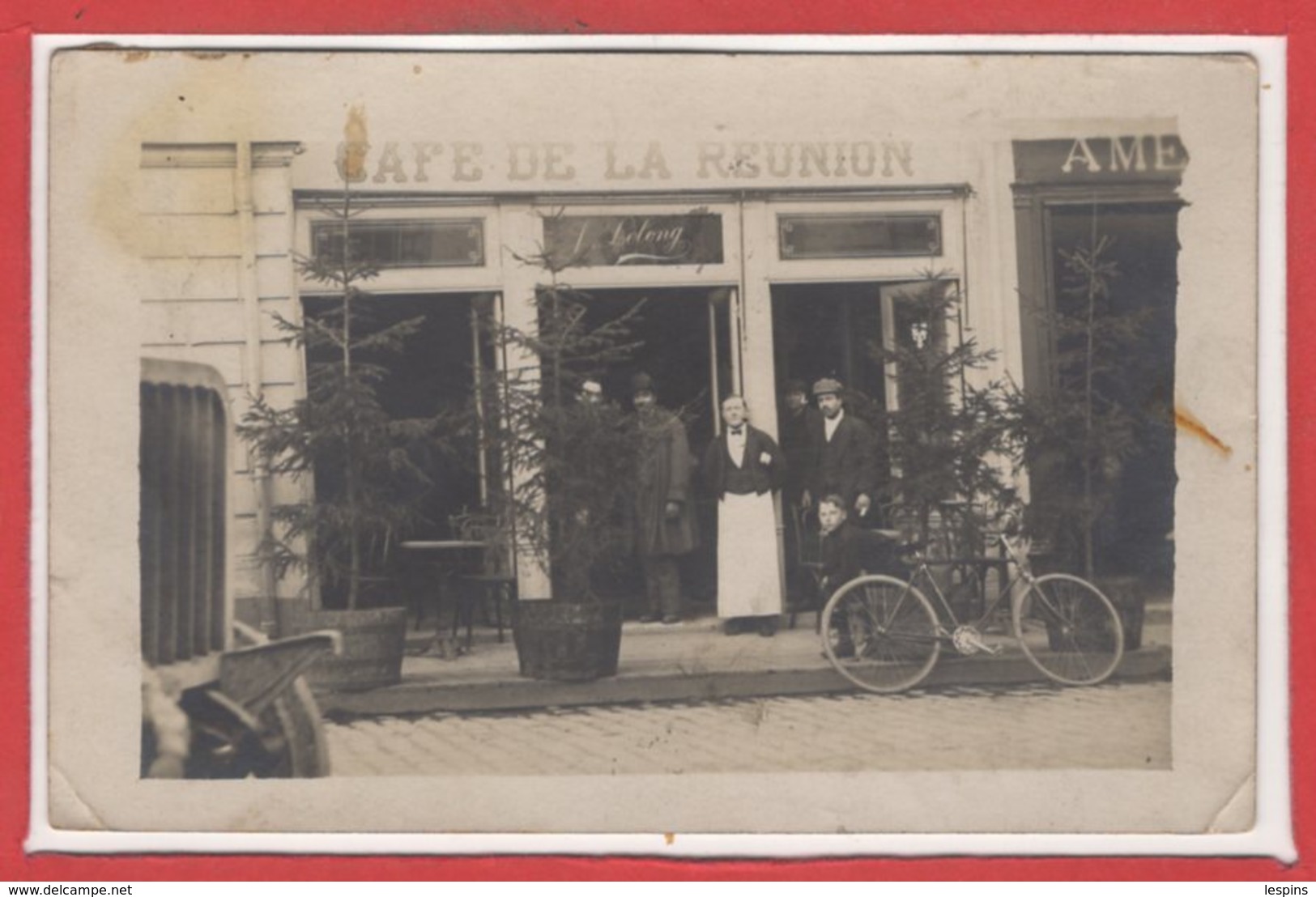 COMMERCE --  CARTE PHOTO - RARE - Café - De La REUNION ( Aisne - Cafés