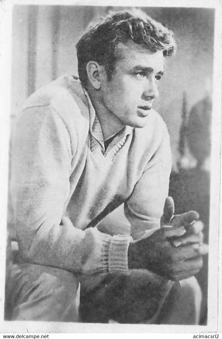 X709 - MOVIE CINEMA - American Actor JAMES DEAN - Vintage Snapshot Photo 1950' - Célébrités