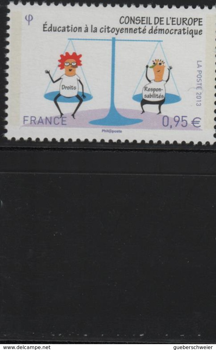 FRANCE beau lot de 89 timbres de service neufs** 1er choix sous faciale