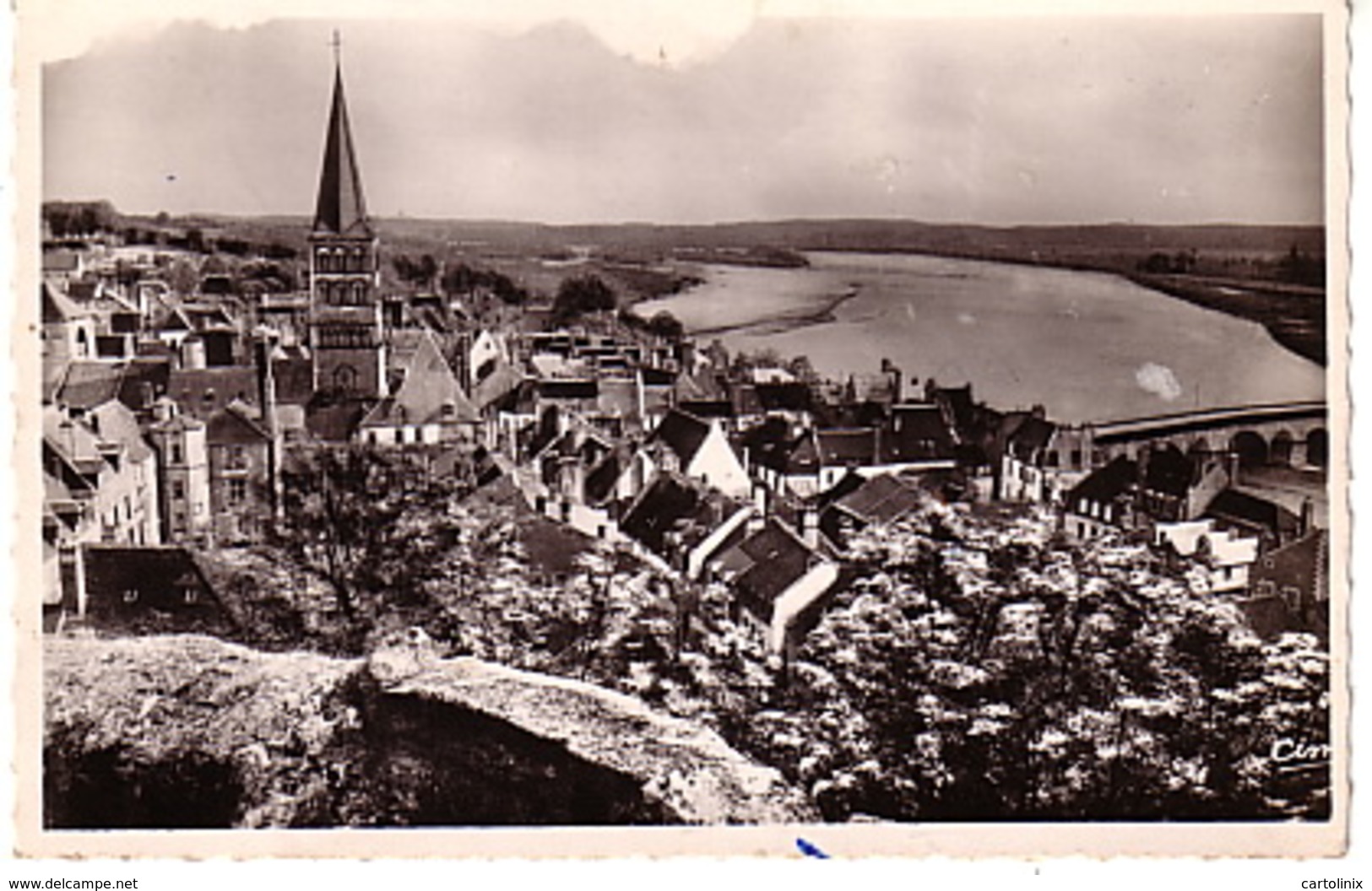 Cp Cpa 58 La Charite Sur Loire Vue Generale 1952 - La Charité Sur Loire