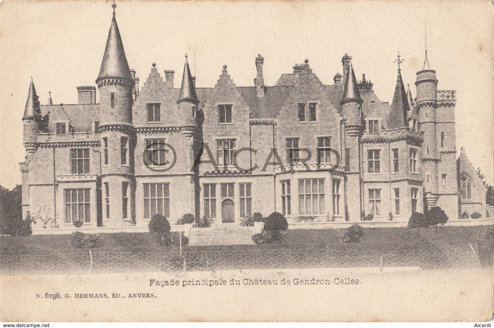 Postkaart/Carte Postale GENDRON-CELLES Façade Principale Du Château (C215) - Celles