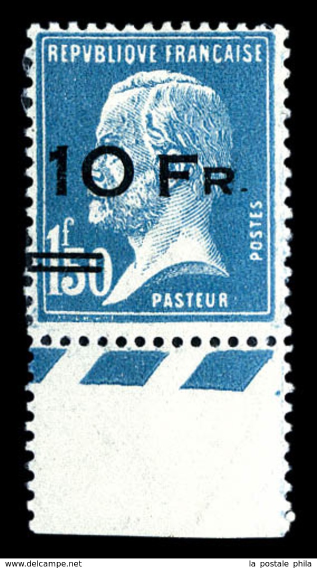 * N°4, Pasteur Surchargé à Bord Du Paquebot 'Ile De France', 10F Sur 1F50 Bleu, Bord De Feuille, Fraîcheur Postale, SUP. - 1927-1959 Ungebraucht