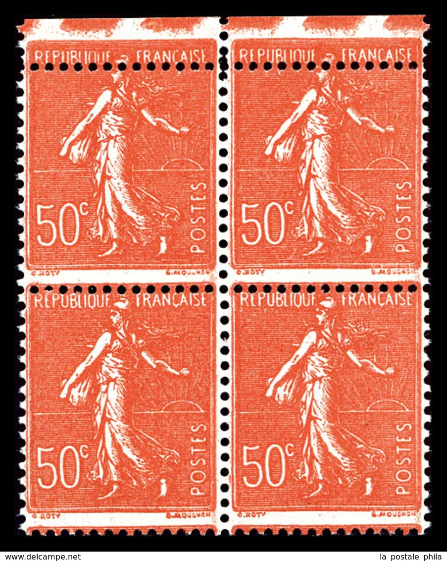 ** N°199, 50c Rouge, Piquage Décalé Sur Paire Supérieure Tenant à Normaux, TB  Qualité: ** - Unused Stamps