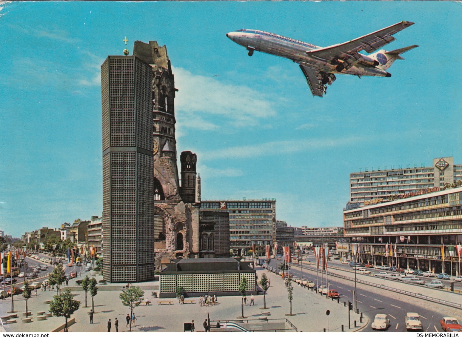 Pan American DC 9 Flying Over Berlin 1969 - 1946-....: Era Moderna