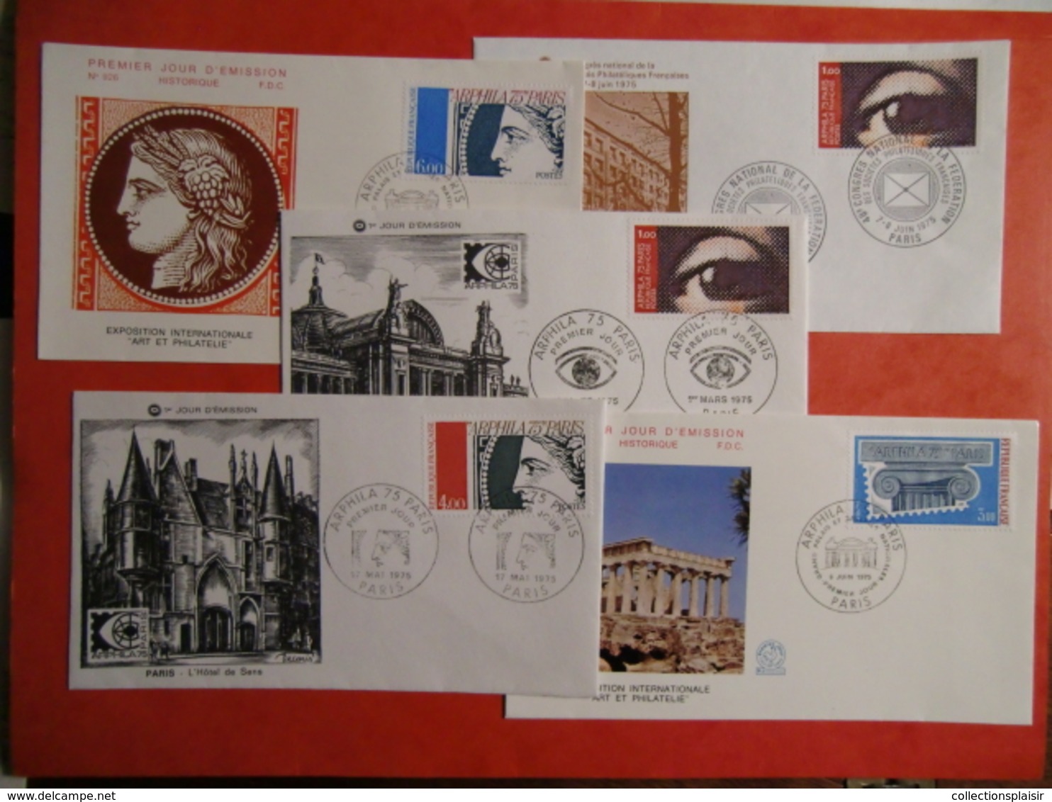 LOT DE LETTRES/CARTES/FDC/ENTIERS..  DANS UN CARTON FRANCE COLONIES ETRANGER/LIQUIDATION