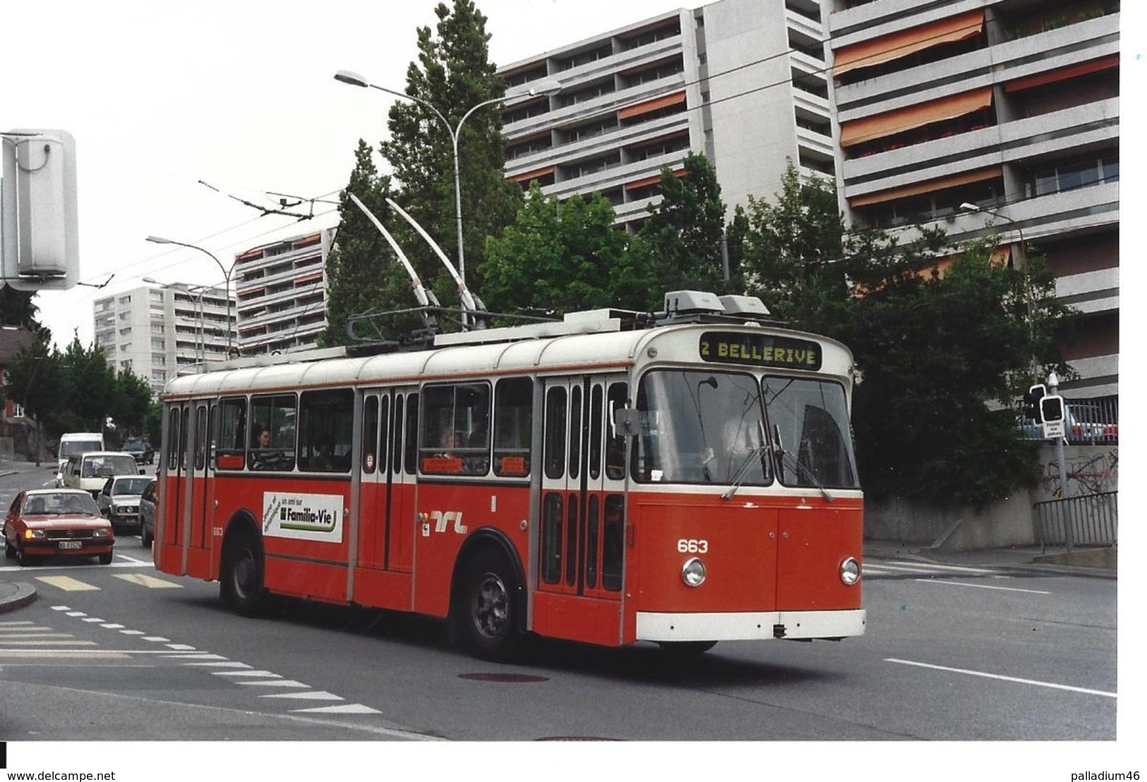 VAUD TROLLEYBUS TL LAUSANNE Avenue Du GREY - LIGNE No 2 BOISY- BELLERIVE - MALADIERE - VOITURE OPEL - PUB FAMILIA-VIE - Bellerive