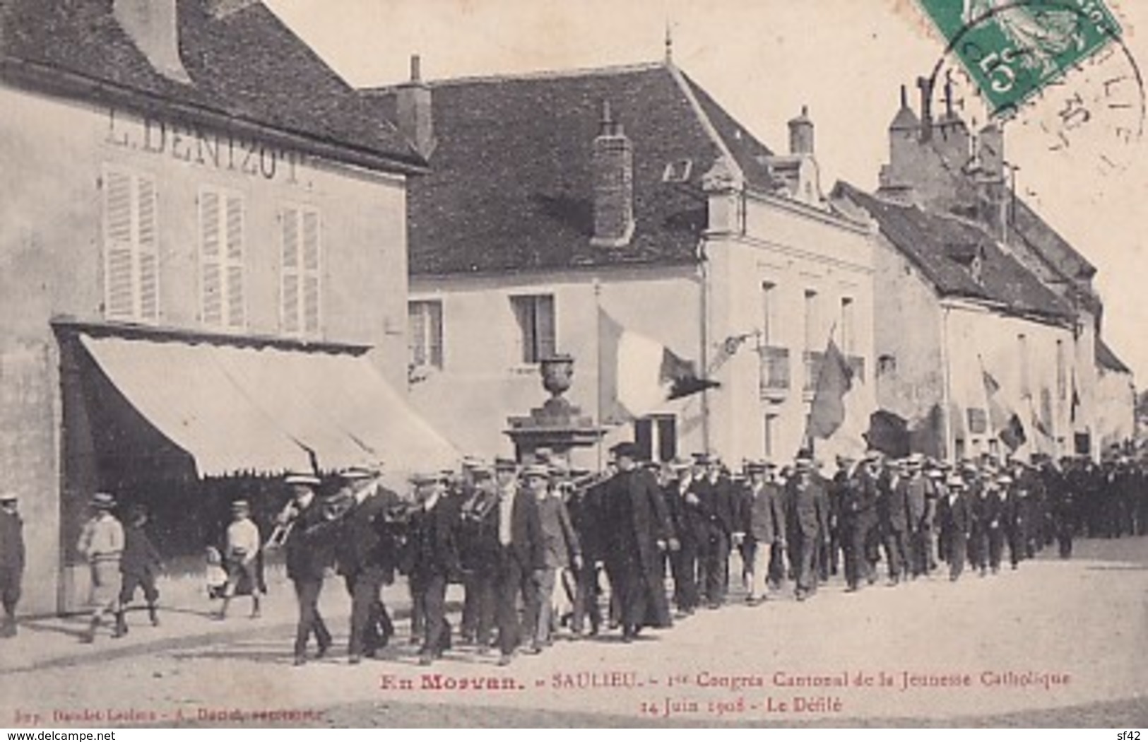 SAULIEU          1 ER CONGRES CANTONAL DE LA JEUNE CATHOLIQUE . 14 JUIN 1908.  LE DEFILE - Saulieu