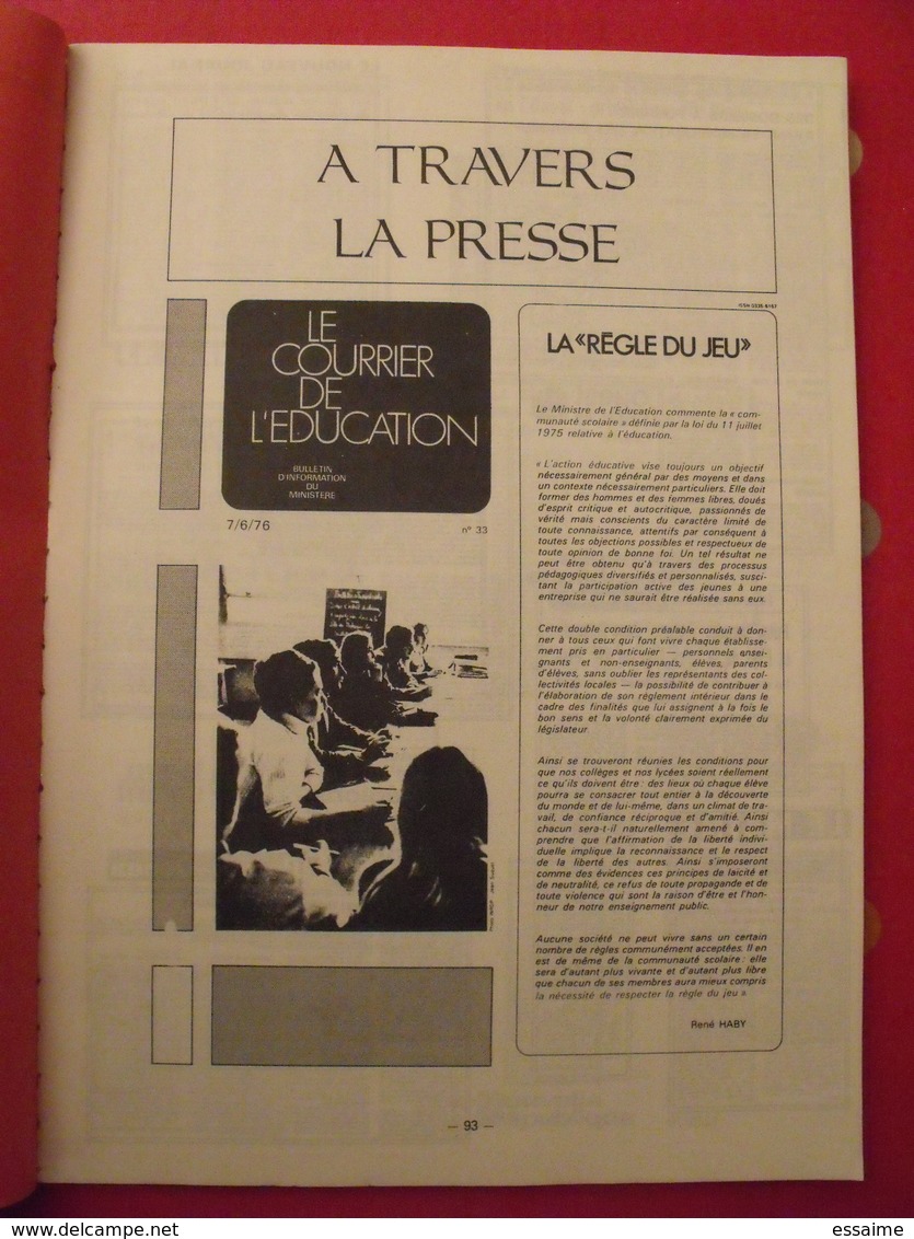 Documentation A Travers La Presse. Pays De Loire. 1976. Articles De Presse - Pays De Loire