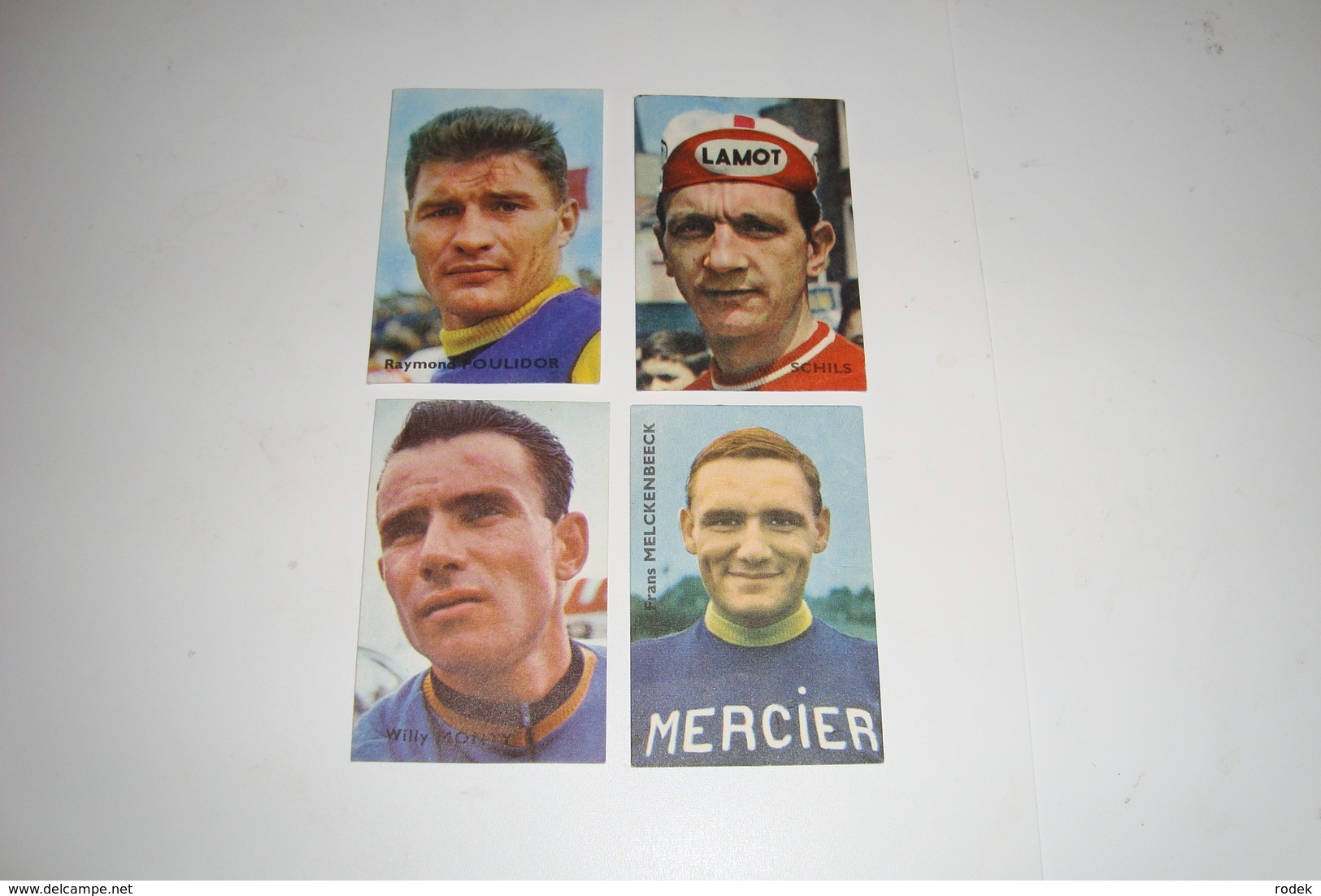 4 Chromo's Choc. Victoria : Raymond Poulidor,Willy Monty,Schils En Frans Melckenbeeck - Cycling