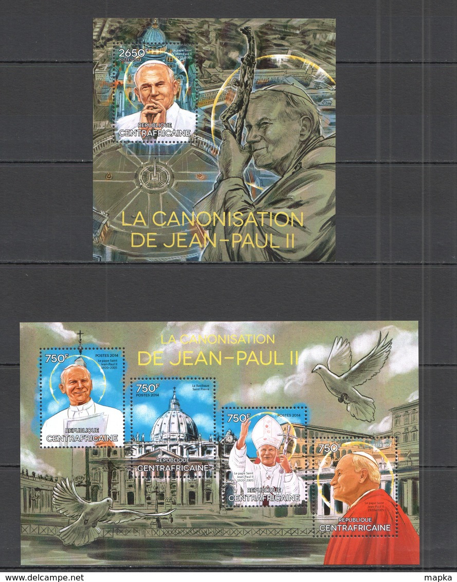 RR725 2014 CENTRAL AFRICA FAMOUS PEOPLE CANONIZATION POPE JEAN-PAUL II KB+BL MNH - Popes