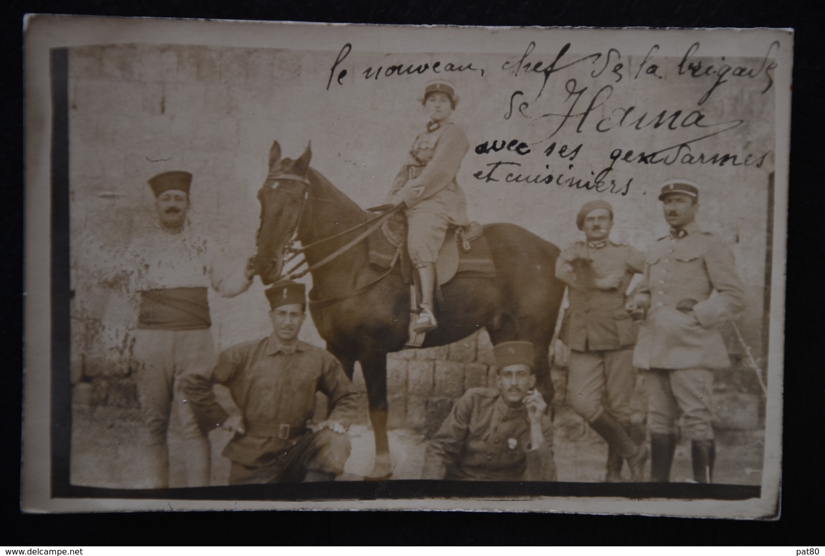 HAMA SYRIE Nouveau Chef De La Brigade Et Son Personnel Carte Photo 1923 - Syrie